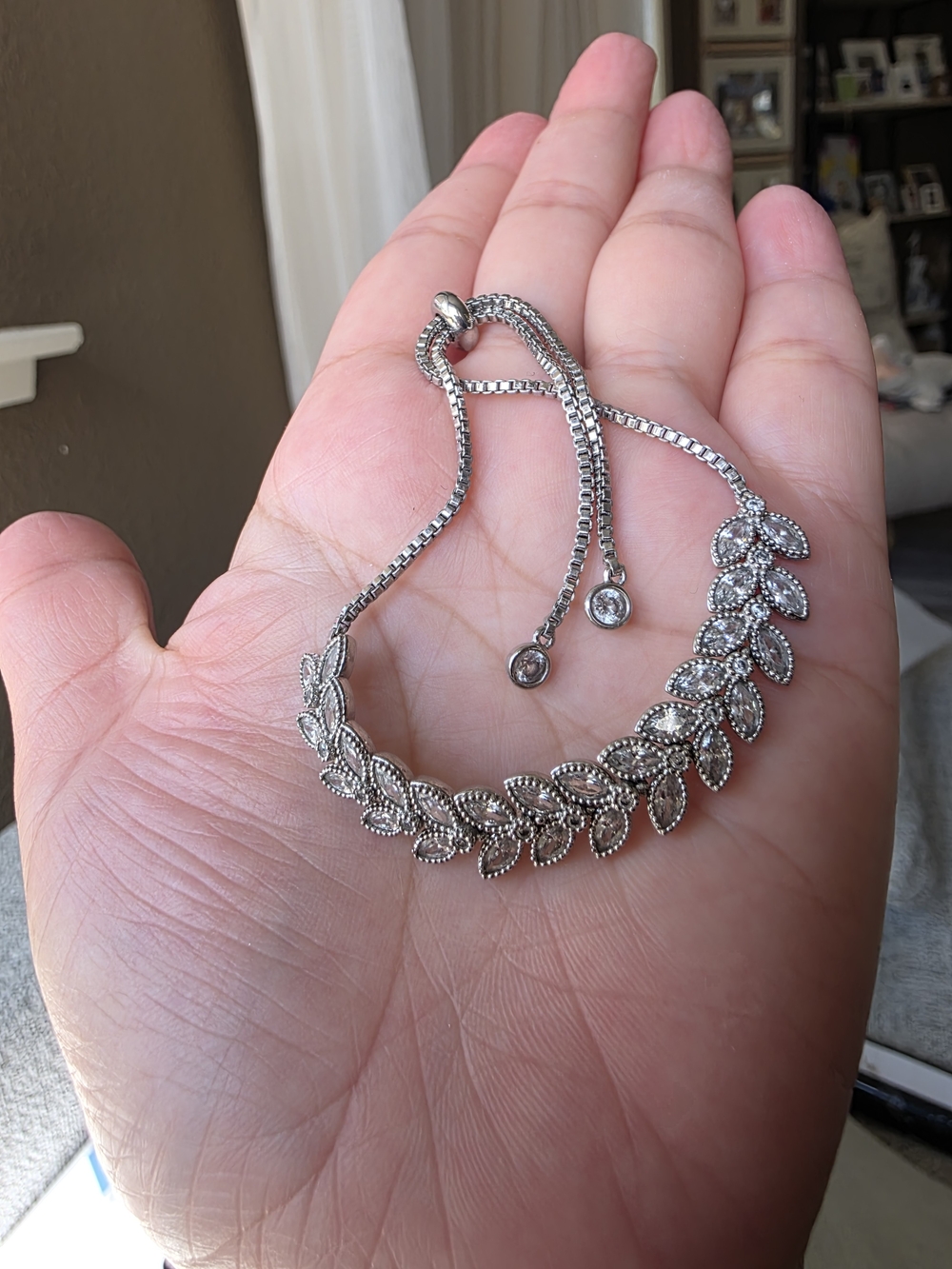 Adjustable bolo slider bracelet - Picture 2 of 9